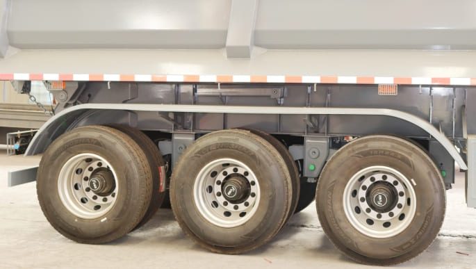 Reman 3 Axle 60 Ton Dump Trailer 6 remanufactured 3 axle dump trailer