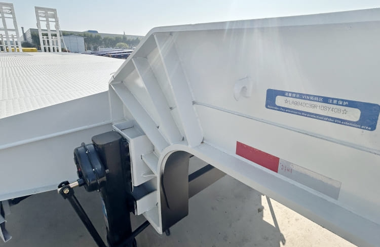 New Trailer vs Reman Trailer: Full Cost & Performance Comparison 2 new trailer vs reman trailer | 4 axle lowbed trailer