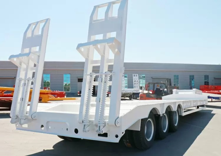 Reman Tri Axle Lowbed Truck Trailer 3 reman lowbed truck for sale | reman lowbed trailer truck
