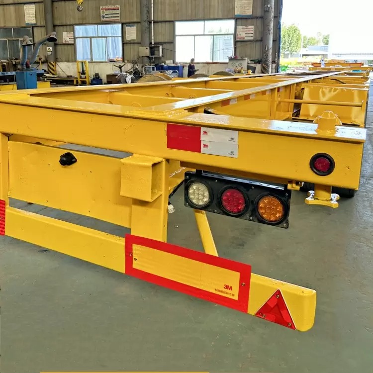 Remanufactured 3 Axle Skeleton Semi Trailer 6 reman skeleton container trailer | 3 axle skeleton semi trailer