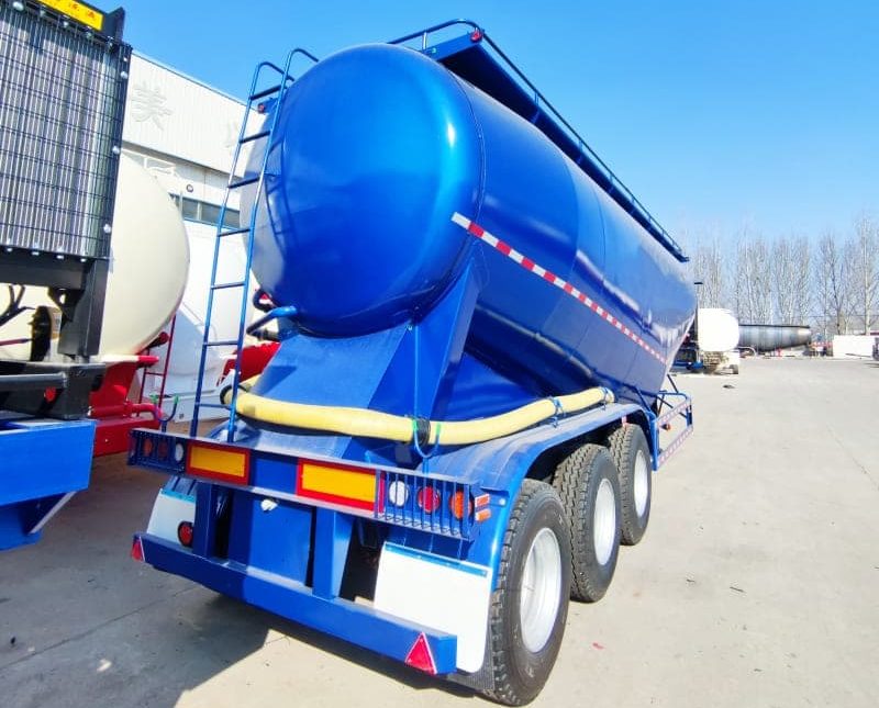 Reman Dry Bulk Cement Trailer 35 CBM 3 reman dry bulk tanker for sale
