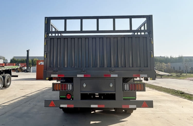 Reman Tri Axle Livestock Fence Cargo Trailer 4 reman fence truck trailer