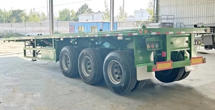 Reman Tri Axle 40 Foot Flatbed Trailer 3 reman flatbed trailer for sale near me | tri axle flatbed trailer