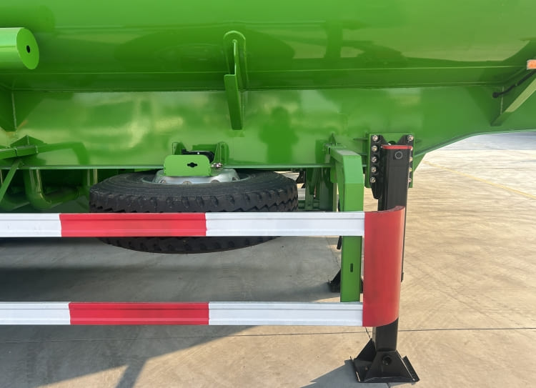 Reman Tri Axle Petrol Tanker Trailer 7 reman petrol tanker for sale | reman petrol trailer