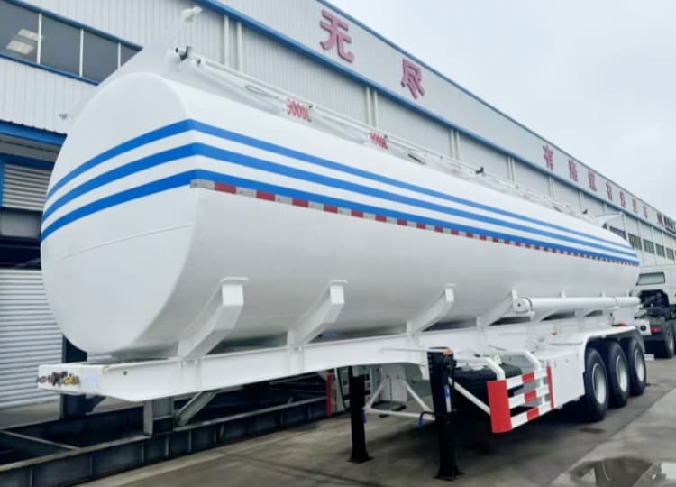 Reman Tri Axle 45000 Litre Fuel Tanker Trailer 4 reman fuel tanker semi trailer | reman fuel tanker manufacturers